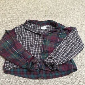 American Eagle cropped flannel